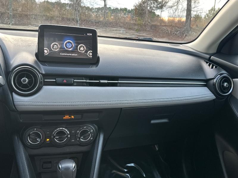 Toyota Yaris iA 6A 2019