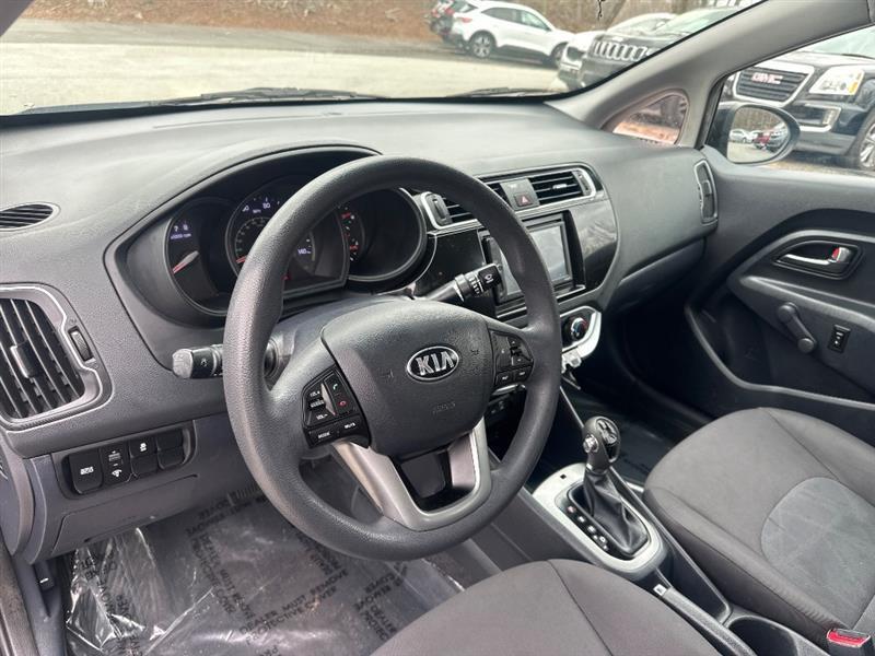 Kia Rio LX 6A 2017