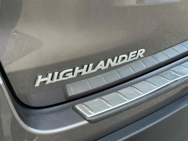 Toyota Highlander XLE AWD V6 2019
