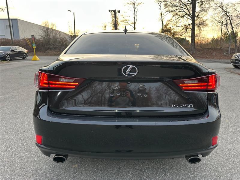 Lexus IS 250 RWD 2015