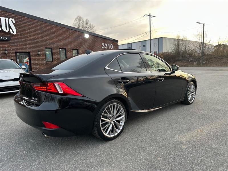 Lexus IS 250 RWD 2015