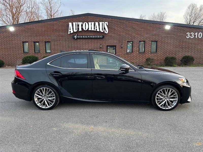 Lexus IS 250 RWD 2015