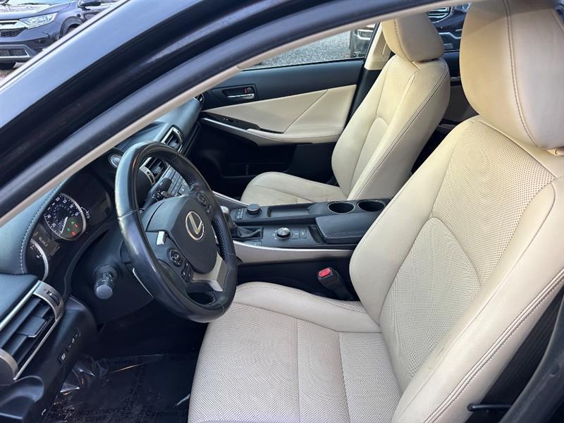 Lexus IS 250 RWD 2015