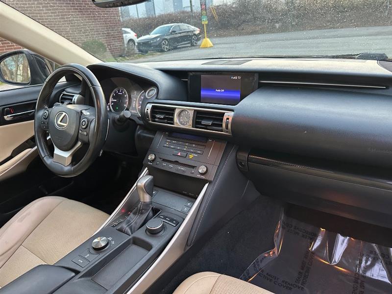 Lexus IS 250 RWD 2015