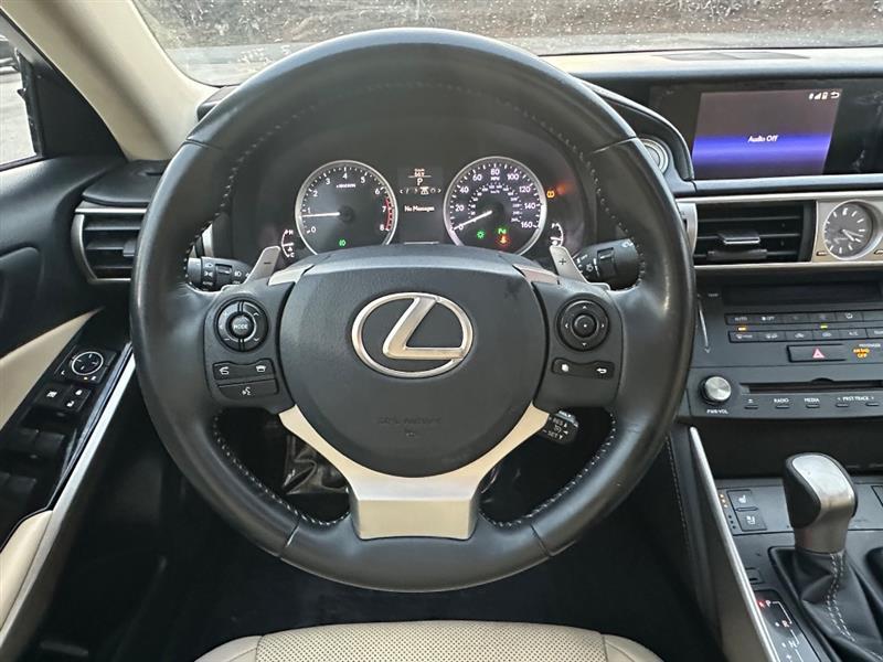 Lexus IS 250 RWD 2015