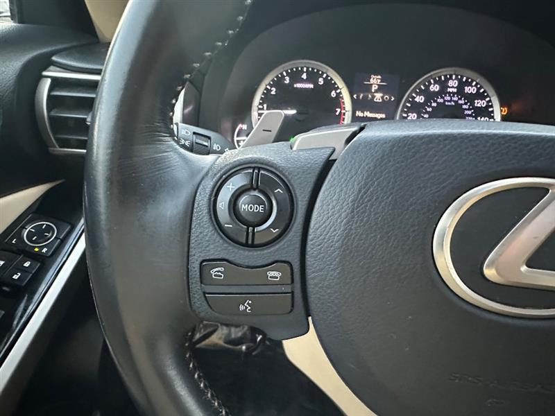 Lexus IS 250 RWD 2015