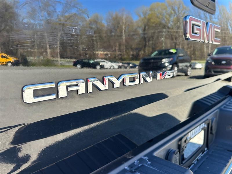 GMC Canyon SLT Crew Cab 4WD Short Box 2018