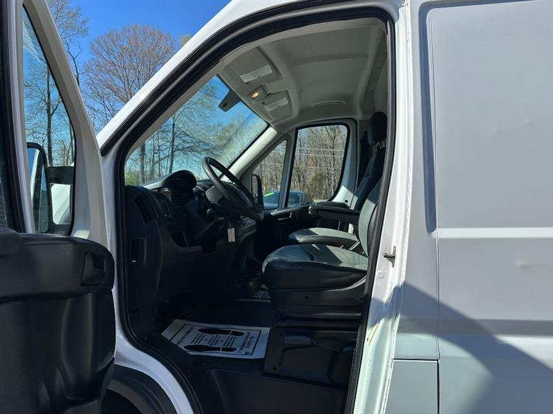 RAM Promaster 1500 High Roof Tradesman 136-in. WB 2016