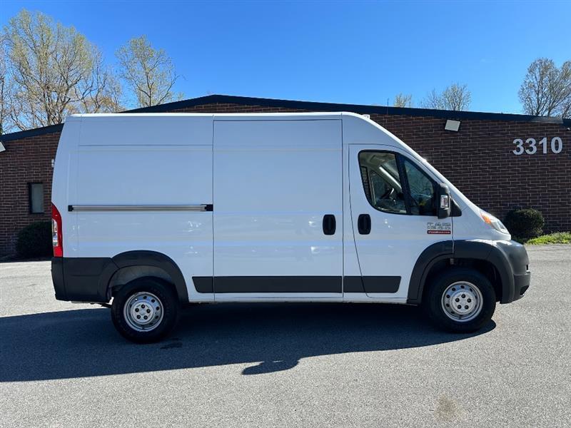 RAM Promaster 1500 High Roof Tradesman 136-in. WB 2016