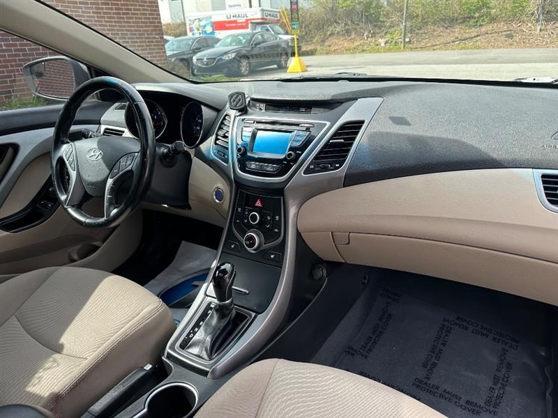 Hyundai Elantra Limited 2016