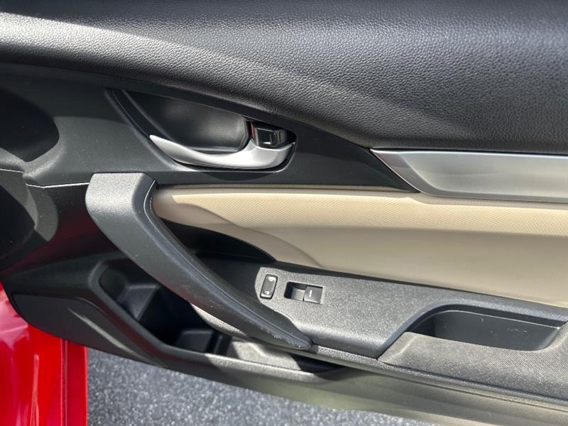 Honda Civic LX-P Coupe CVT 2017