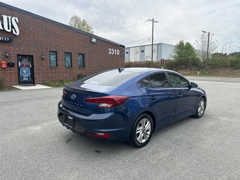 Hyundai Elantra Limited 2019