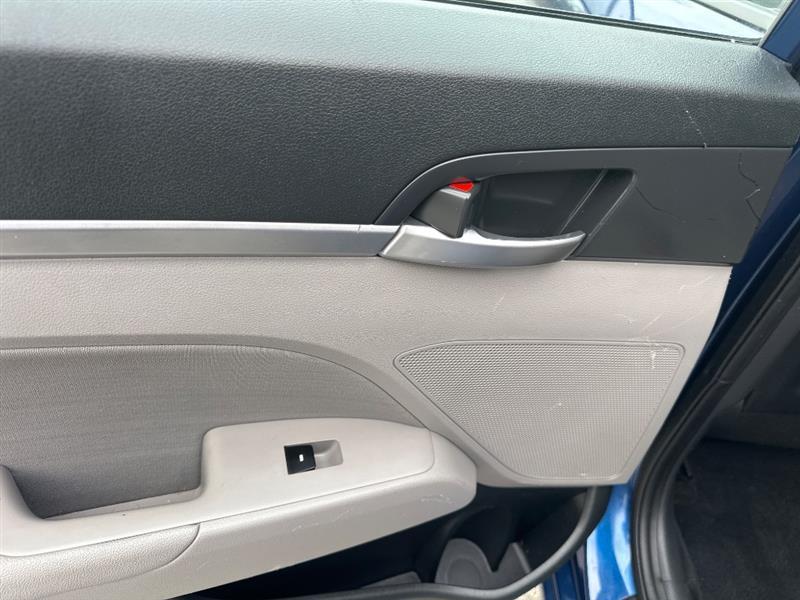 Hyundai Elantra Limited 2019