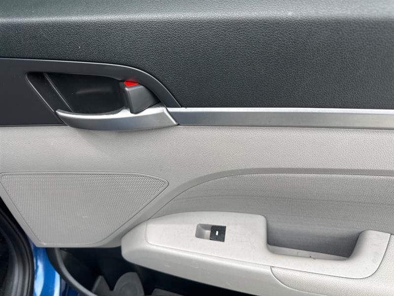 Hyundai Elantra Limited 2019