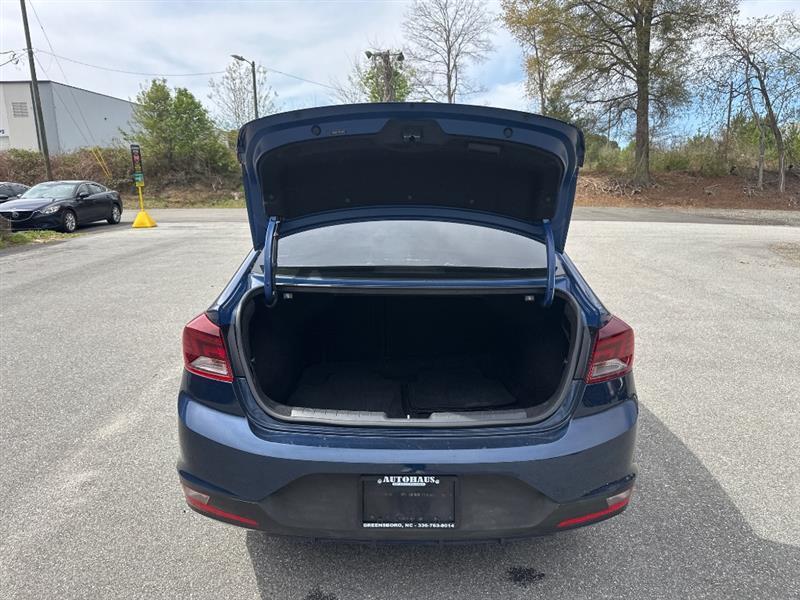 Hyundai Elantra Limited 2019