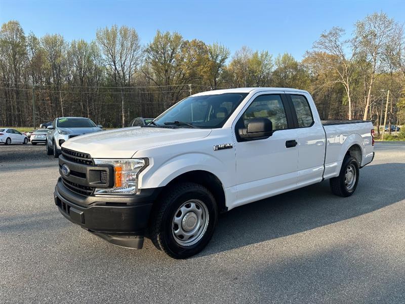 Ford F-150 XL SuperCab 8-ft. 2WD 2018