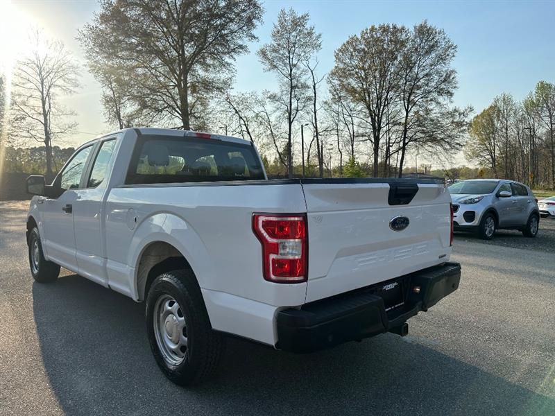 Ford F-150 XL SuperCab 8-ft. 2WD 2018