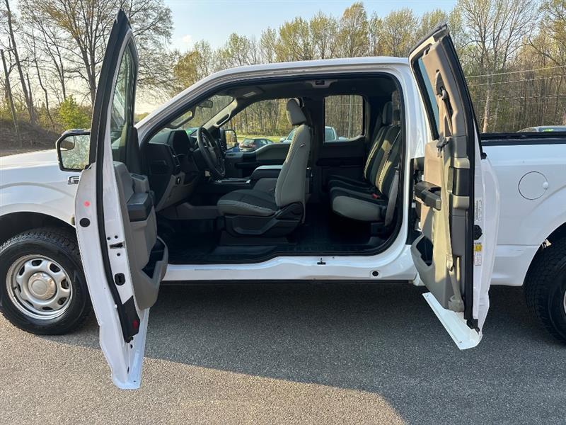 Ford F-150 XL SuperCab 8-ft. 2WD 2018