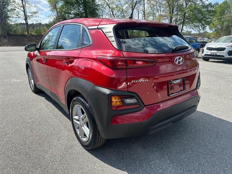 Hyundai Kona SE 2021