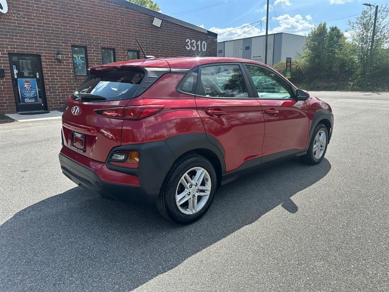 Hyundai Kona SE 2021