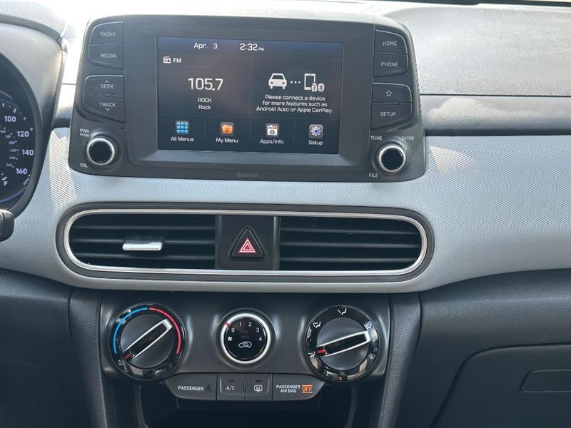 Hyundai Kona SE 2021