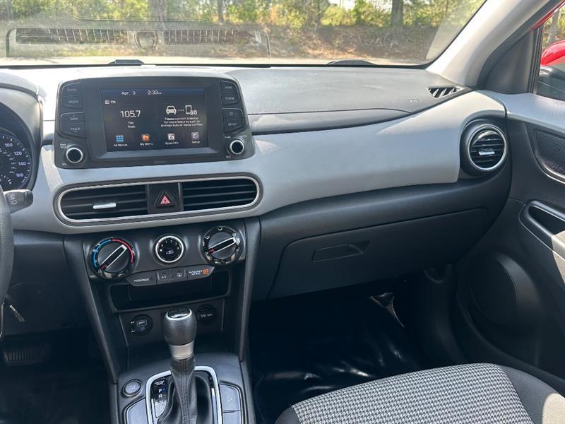 Hyundai Kona SE 2021