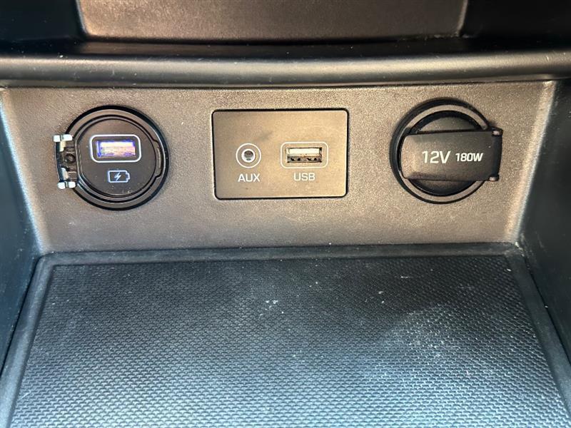 Hyundai Kona SE 2021