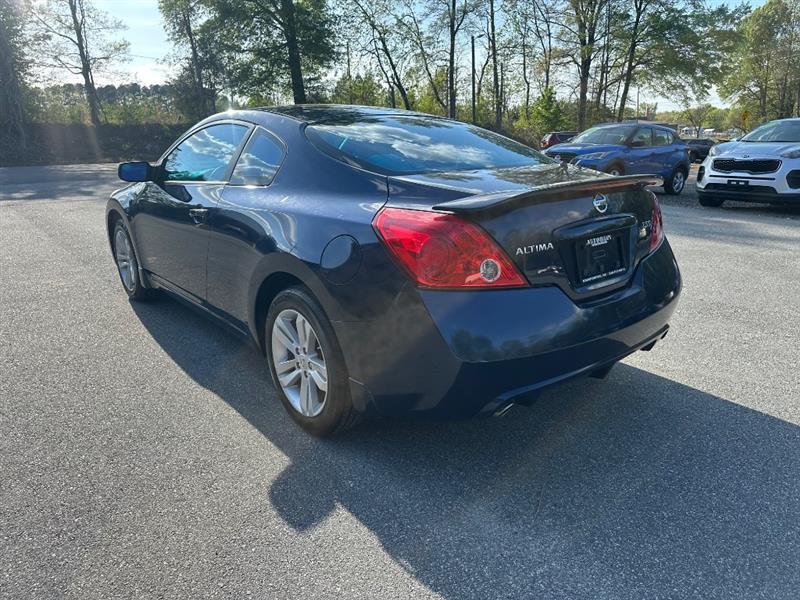 Nissan Altima 2.5 S CVT Coupe 2013