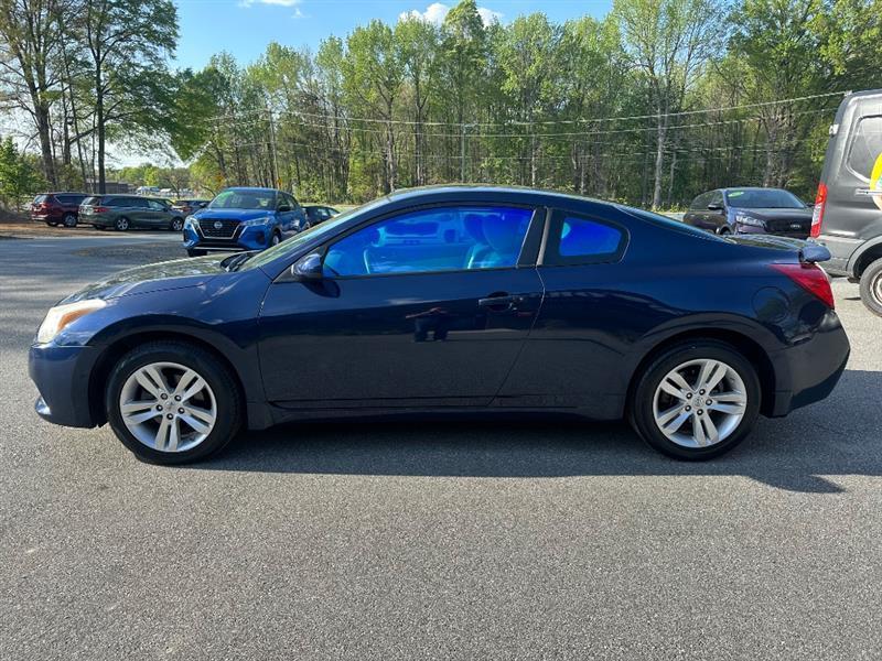 Nissan Altima 2.5 S CVT Coupe 2013