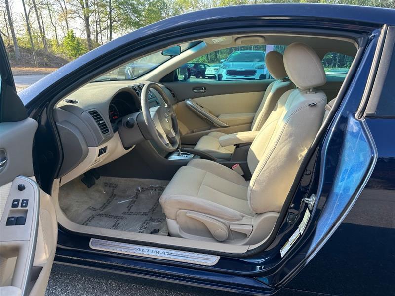 Nissan Altima 2.5 S CVT Coupe 2013