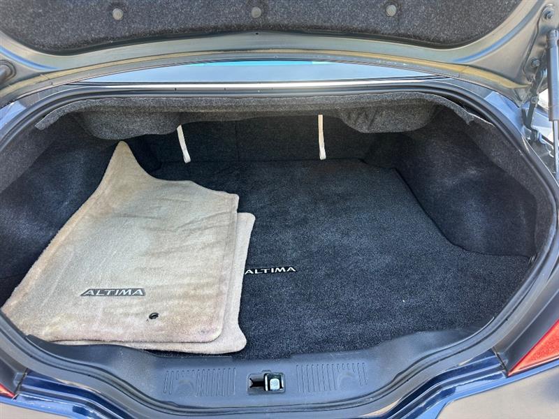 Nissan Altima 2.5 S CVT Coupe 2013