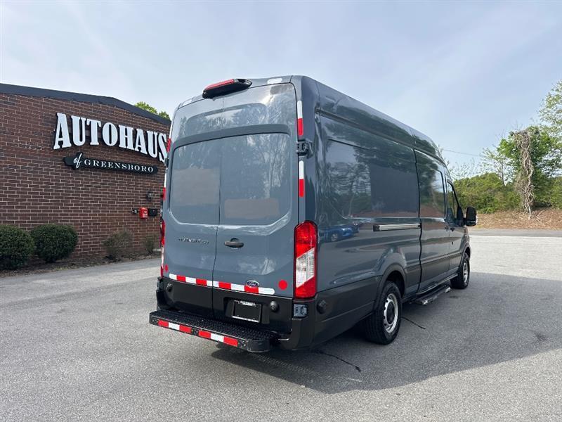 Ford Transit 250 Van High Roof w/Sliding Pass. 148-in. WB EL 2019