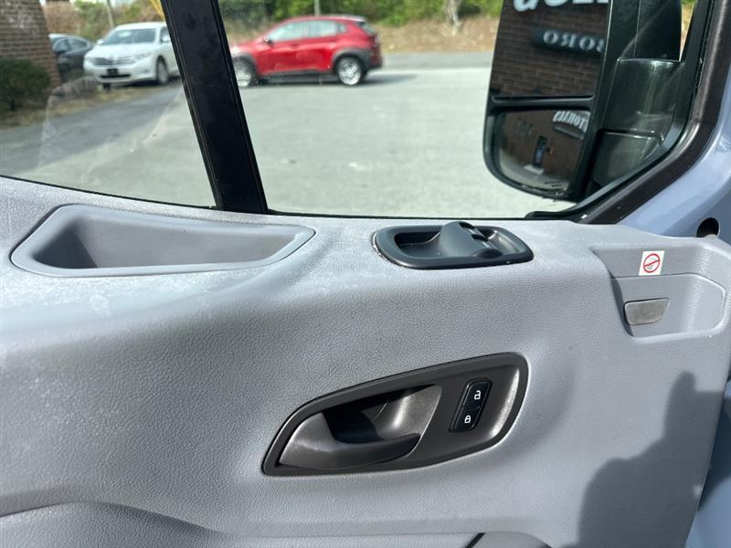 Ford Transit 250 Van High Roof w/Sliding Pass. 148-in. WB EL 2019