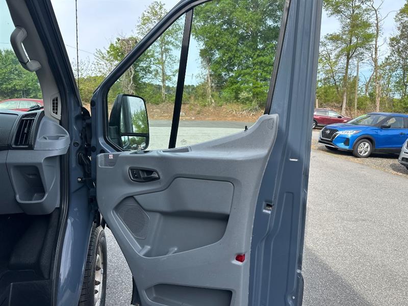 Ford Transit 250 Van High Roof w/Sliding Pass. 148-in. WB EL 2019