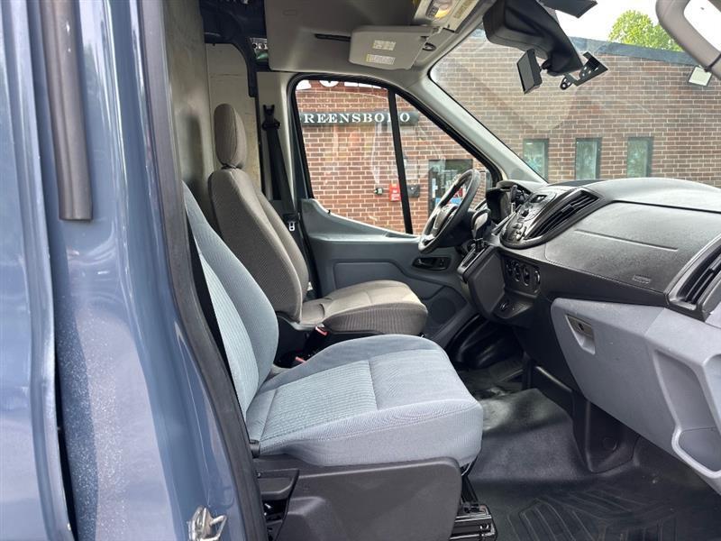 Ford Transit 250 Van High Roof w/Sliding Pass. 148-in. WB EL 2019
