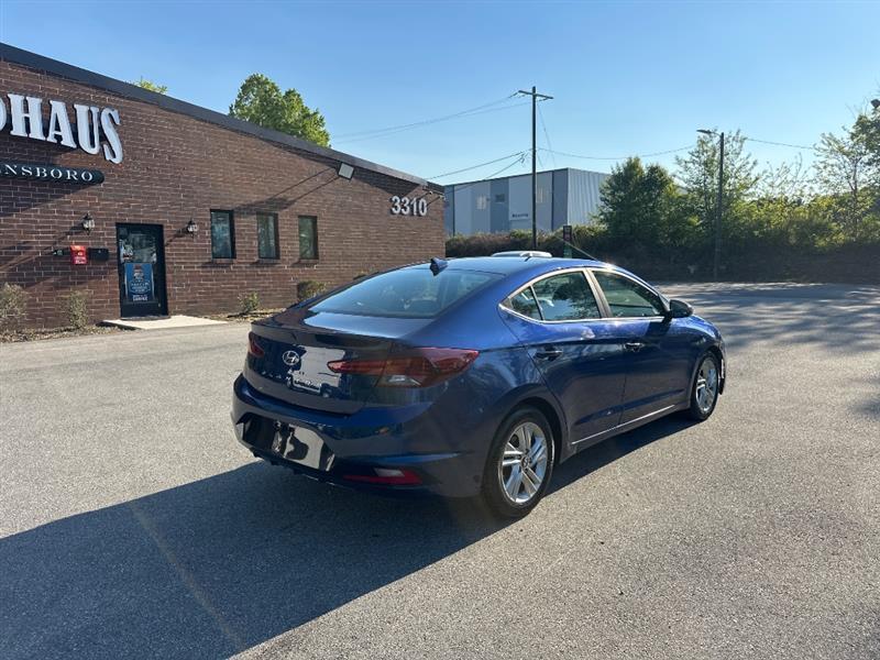 Hyundai Elantra Limited 2019