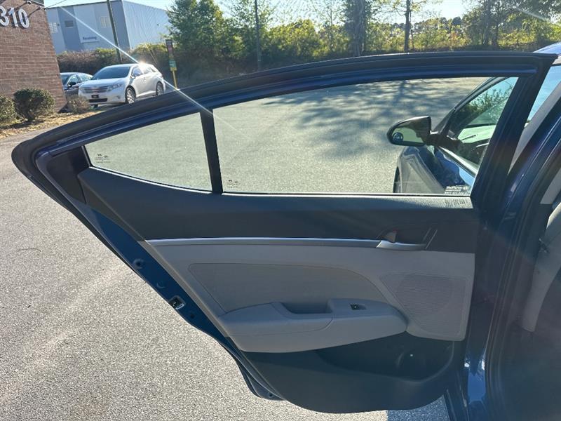 Hyundai Elantra Limited 2019