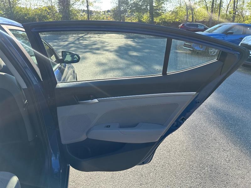 Hyundai Elantra Limited 2019