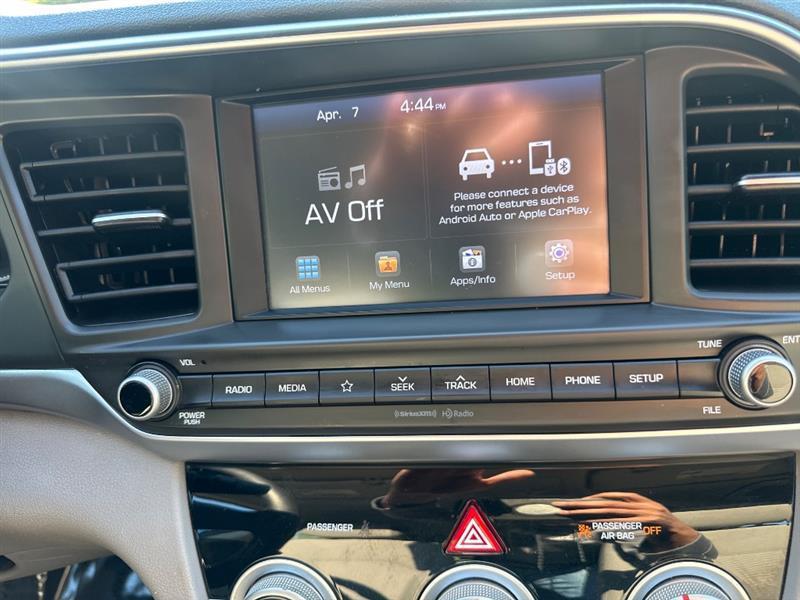 Hyundai Elantra Limited 2019