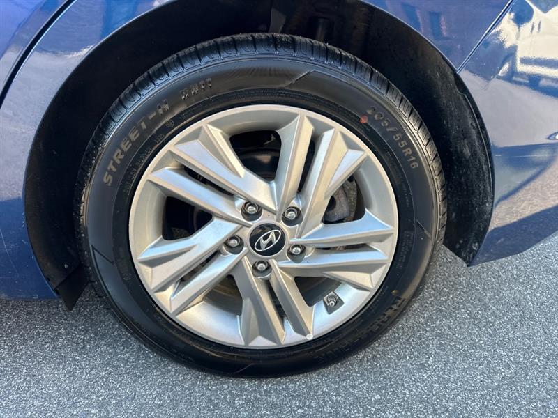 Hyundai Elantra Limited 2019