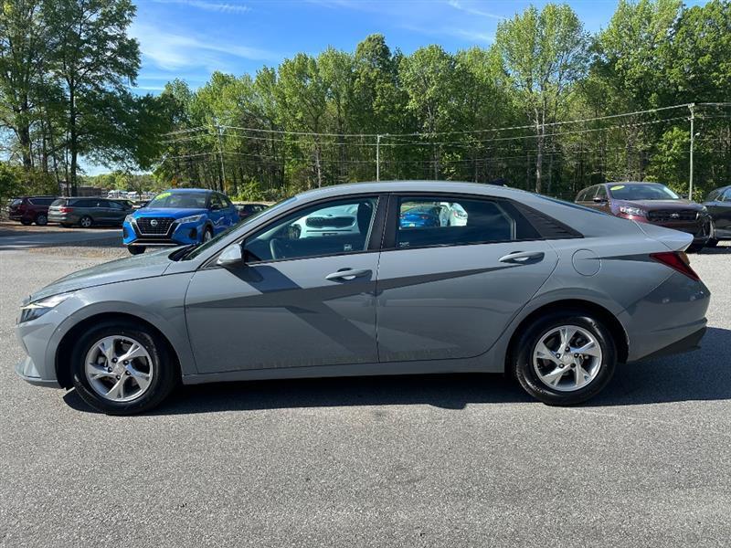 Hyundai Elantra SE 2021