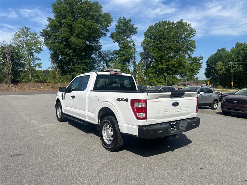 Ford F-150 XL SuperCab 8-ft. Bed 4WD 2021