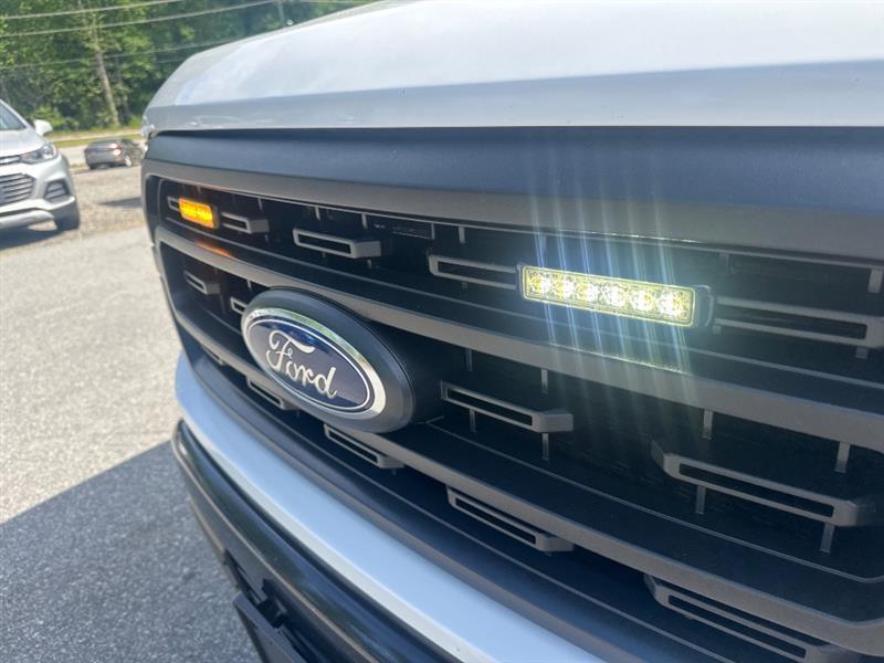 Ford F-150 XL SuperCab 8-ft. Bed 4WD 2021