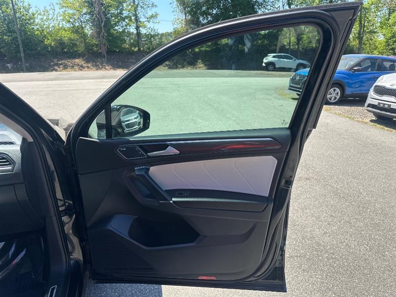 Volkswagen Tiguan SEL Premium 4Motion 2018