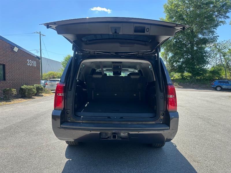 Chevrolet Suburban LT 2WD 2017