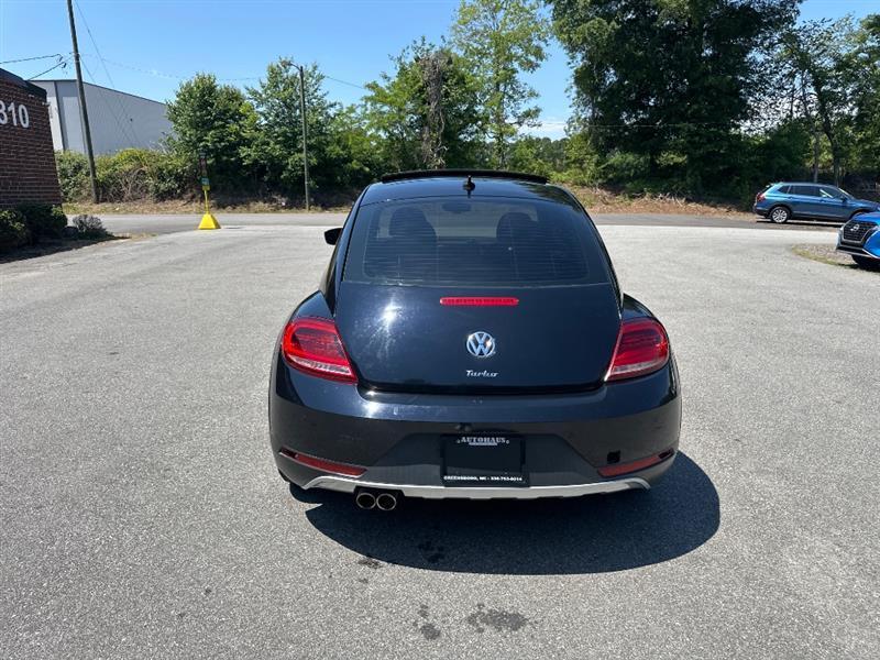 Volkswagen Beetle 1.8T Dune 2016