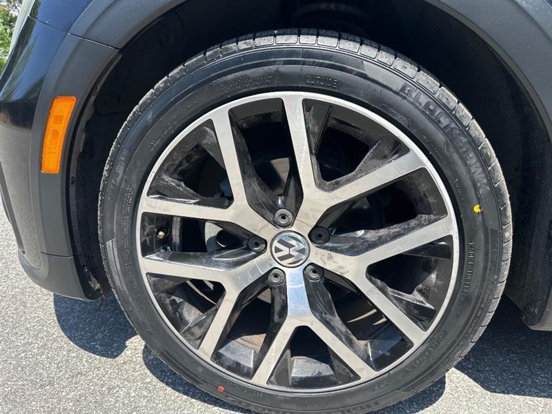 Volkswagen Beetle 1.8T Dune 2016
