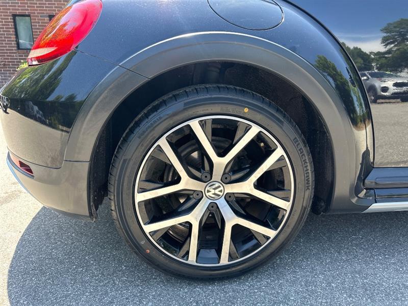 Volkswagen Beetle 1.8T Dune 2016