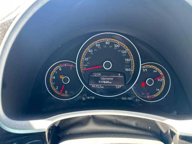 Volkswagen Beetle 1.8T Dune 2016