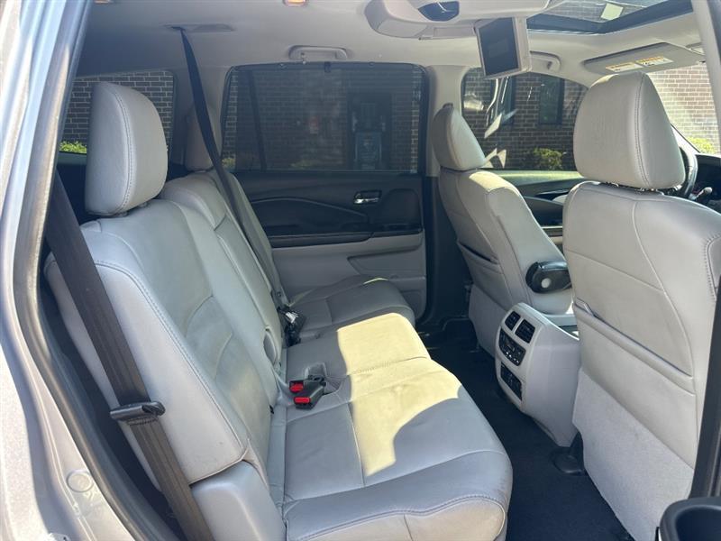 Honda Pilot Touring 2WD 2021